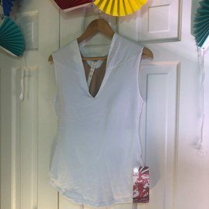 Alluring Tank lululemon athletica, size 12